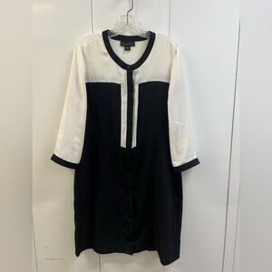 Like New Attention Black & White Button Down 3/4 Sleeve Dress